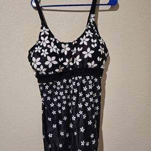 2pc swimsuit NWOT